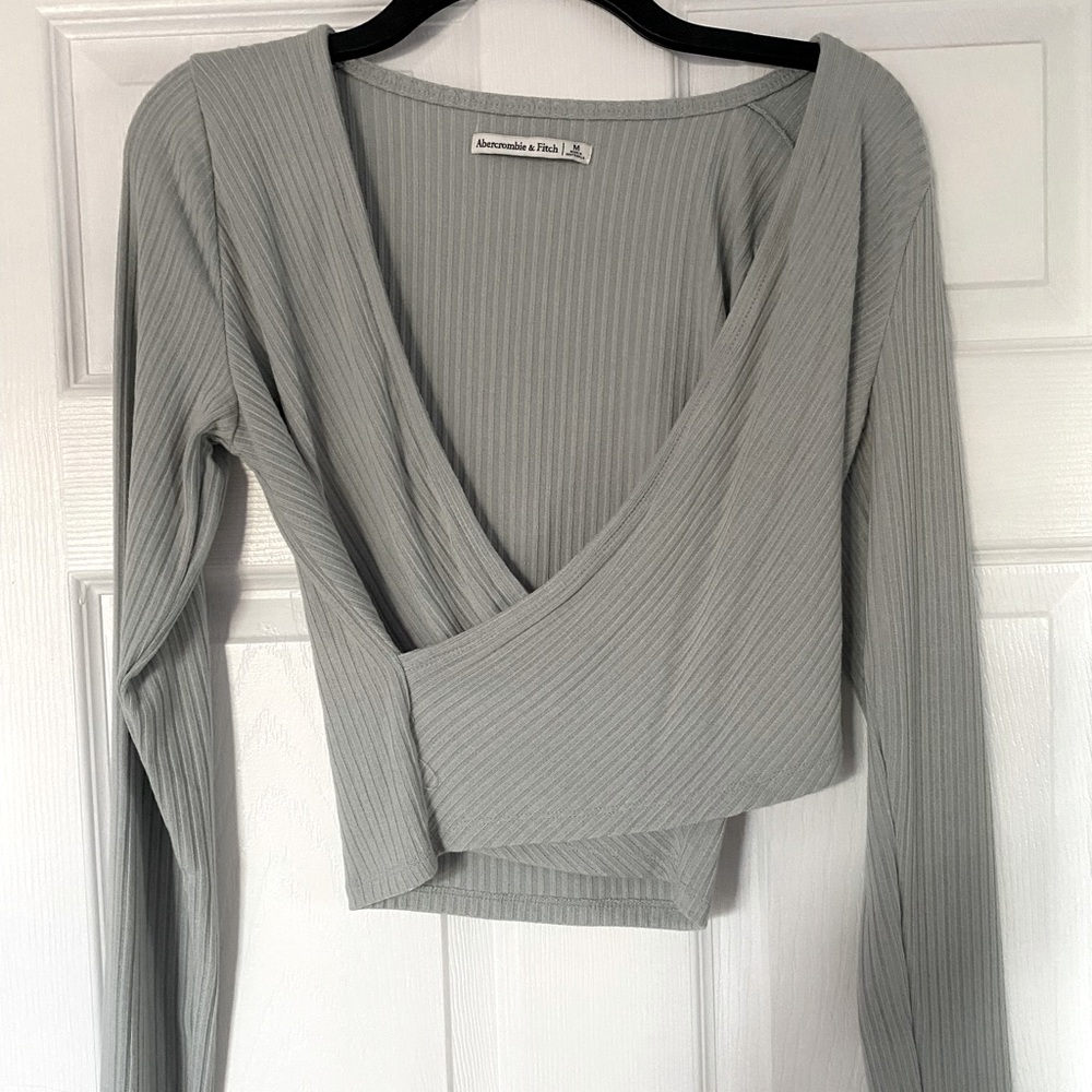 A&F wrap top